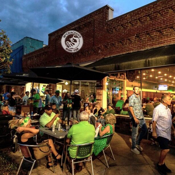 McCracken's Irish Pub